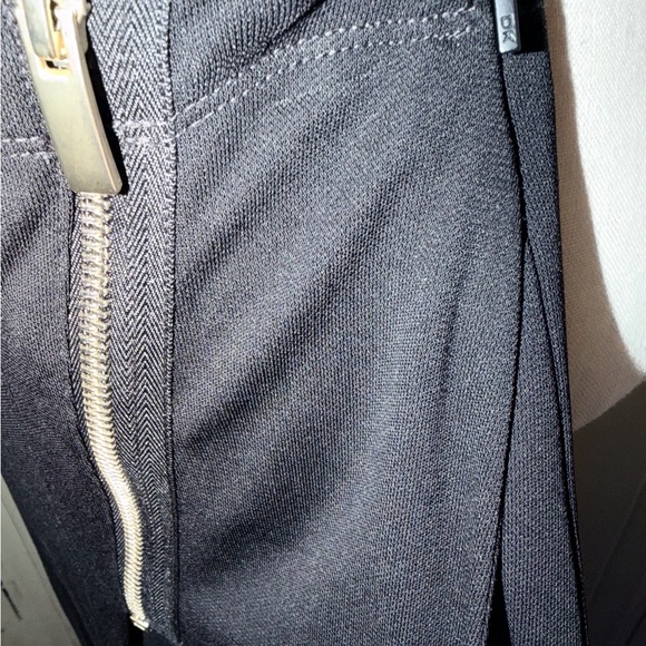 Elegant Donna Karan Black Slit Skirt and Pants - Picture 3 of 5